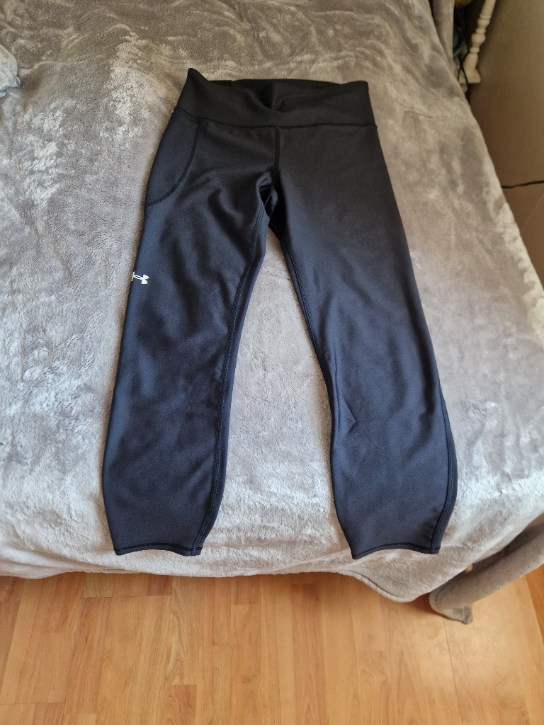 Under armor leggings 