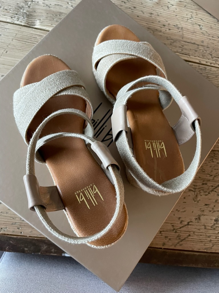 Billi Bi sandaler str 37