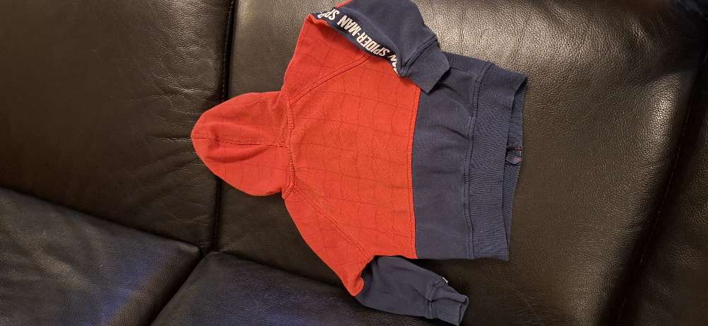 Spiderman ca. 98-104 hettupeysa