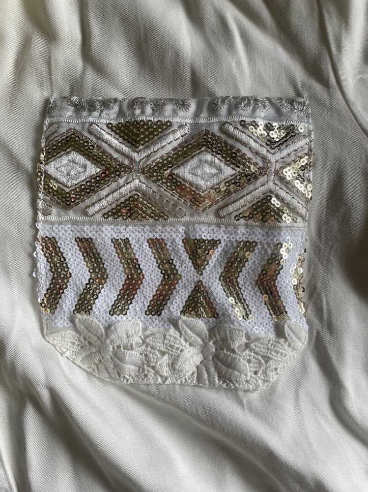 Desigual valkoinen kauluspaita