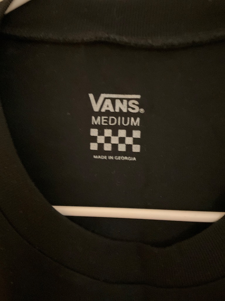 Käyttämätön Vansin t-paita