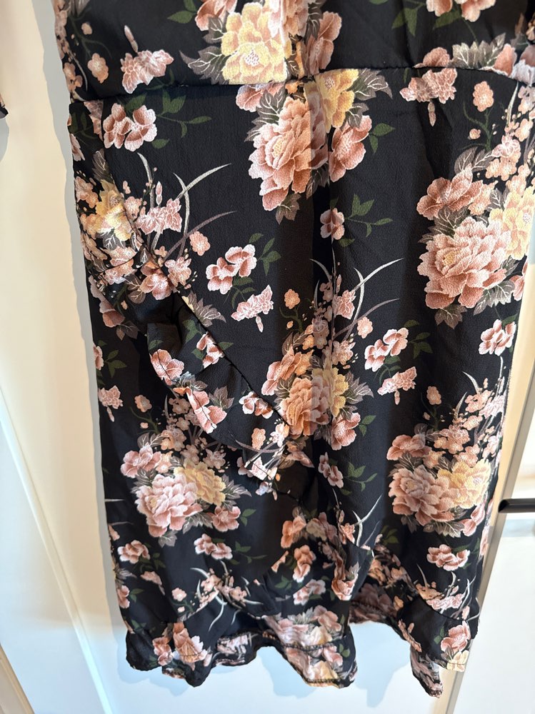 P - svart chiffon rosa blomst S/xs