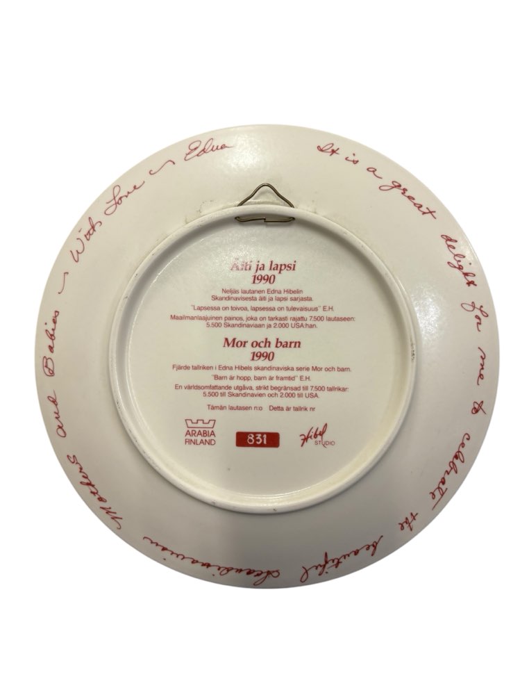 Arabia äiti ja lapsi 1990, 831