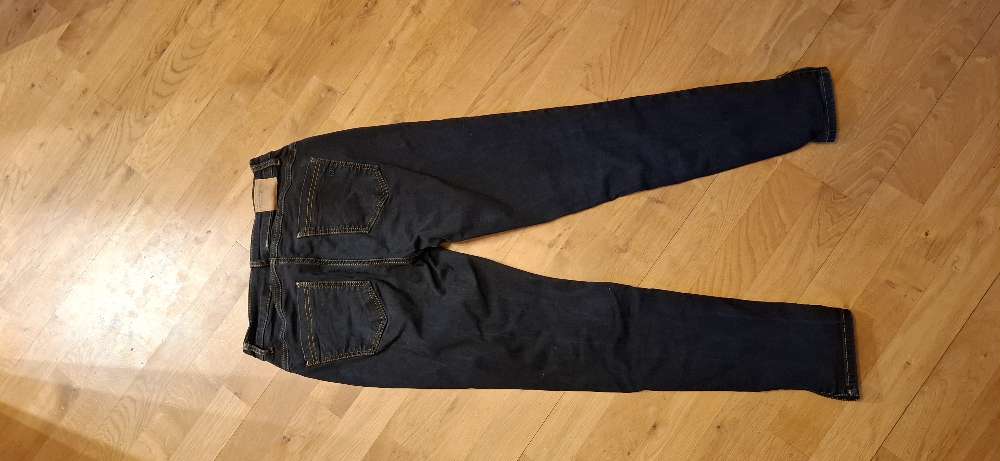 My essential wardrobe st. 30