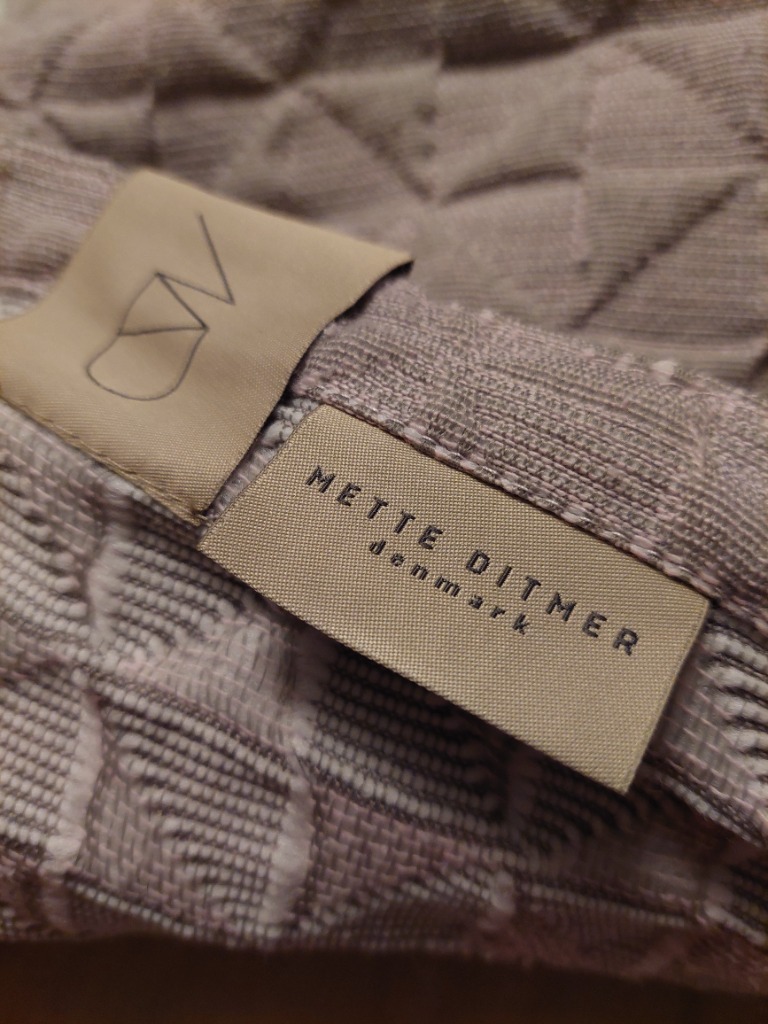 Mette Ditmer teppi